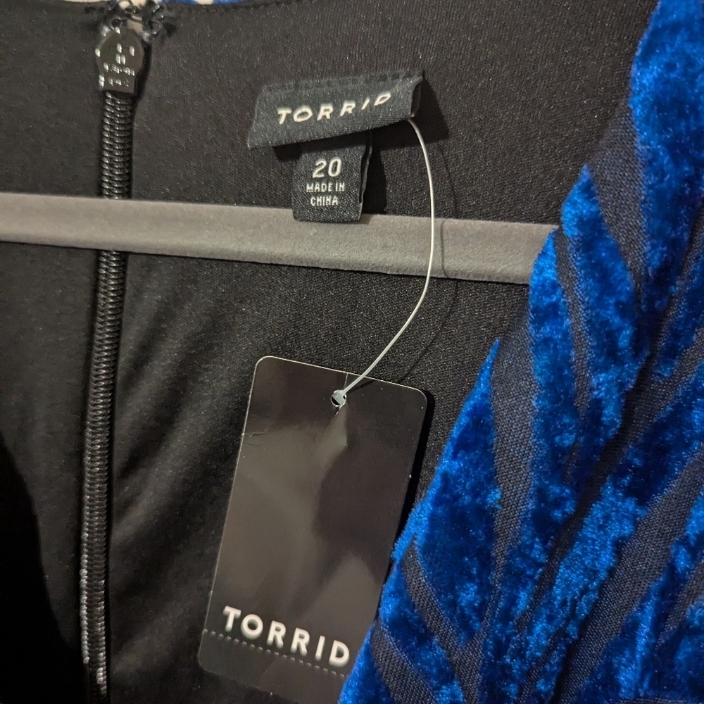 Torrid Faux Wrap Velvet Burnt Out Zebra Print High Slit Dress - Picture 8 of 10